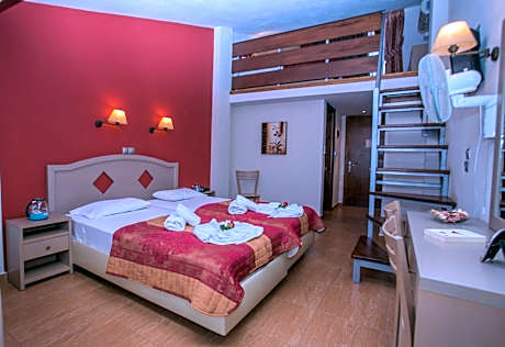 Family Room - Split Level