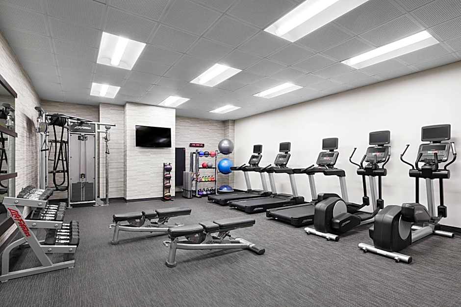 Courtyard by Marriott Newark Downtown