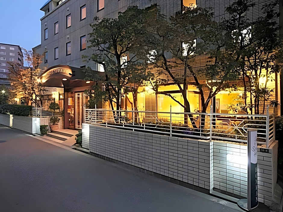 Shin-Osaka Station Hotel