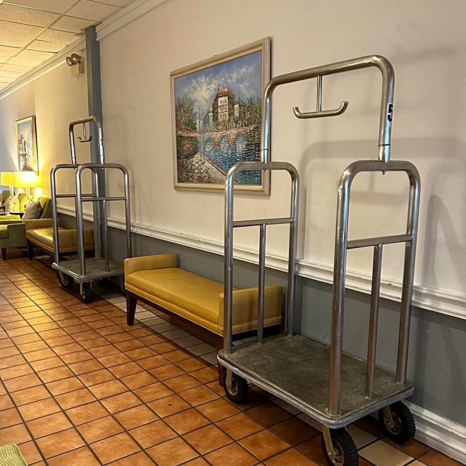 The Grand Hotel Spindletop