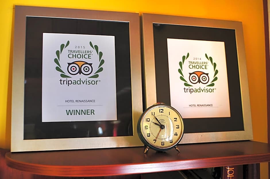 Family Hotel at Renaissance Square