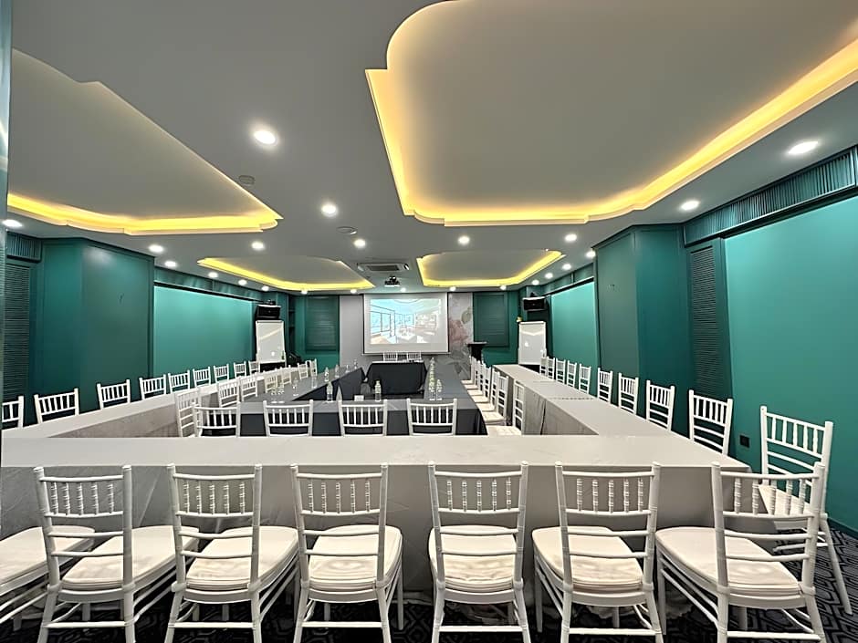 Nicecy Boutique Hotel