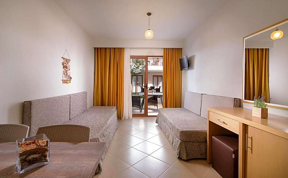 Apanemia Apartments by Flegra