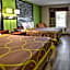 Super 8 by Wyndham Knoxville West/Farragut
