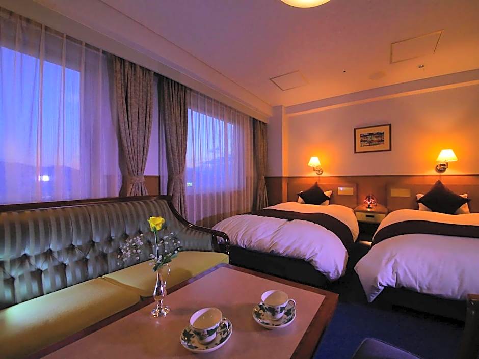 Ise Pearl Pier Hotel