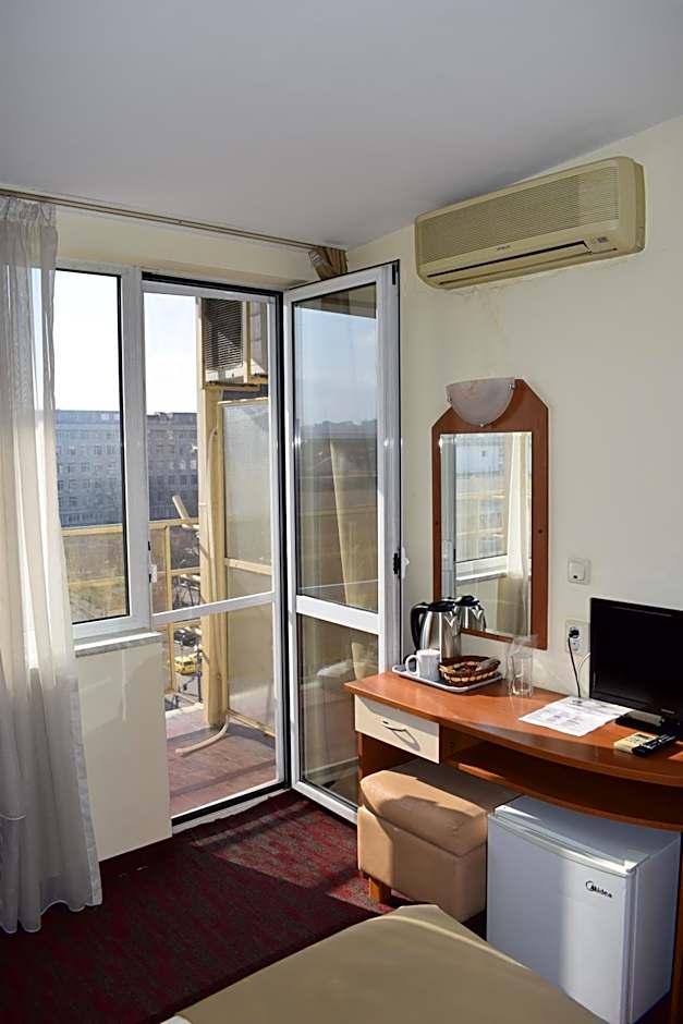 Slavyanska Beseda Hotel