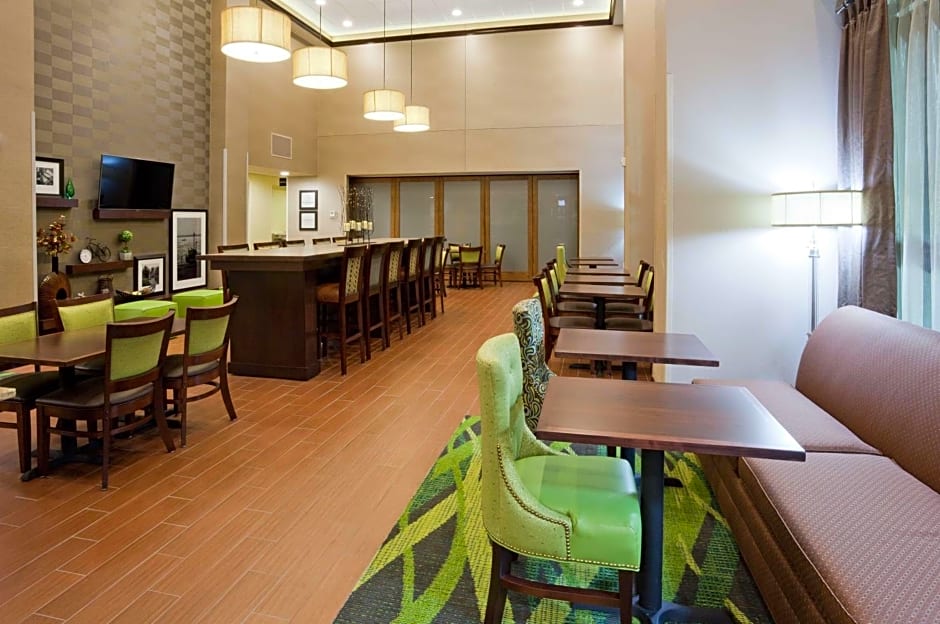 Hampton Inn By Hilton & Suites Minneapolis/West-Minnetonka