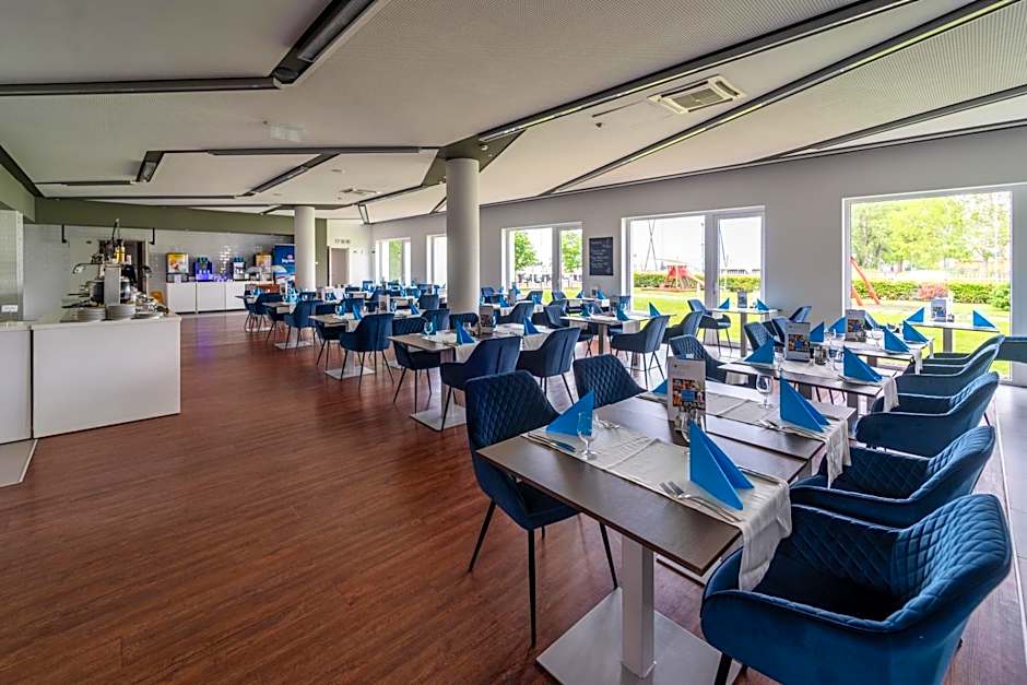 Hotel Yacht Wellness & Business