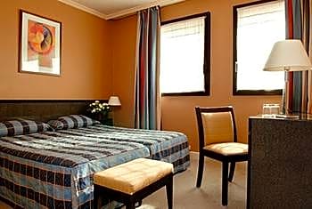 Hotel Eiffel Capitol