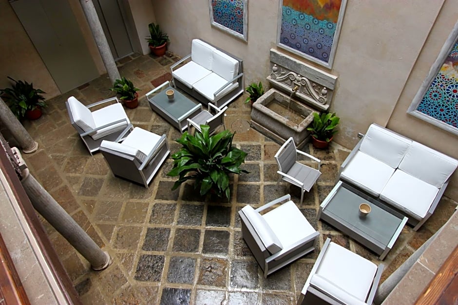 Hostel Mii Mercader De Sedas