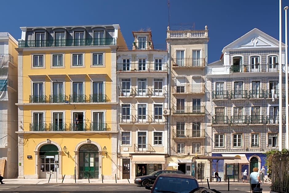 Lisbon Serviced Apartments - Ascensor da Bica