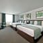 Ivanhoe Inn and Hotel
