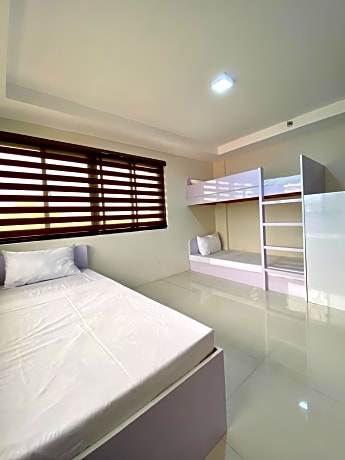 Mixed Dormitory Room