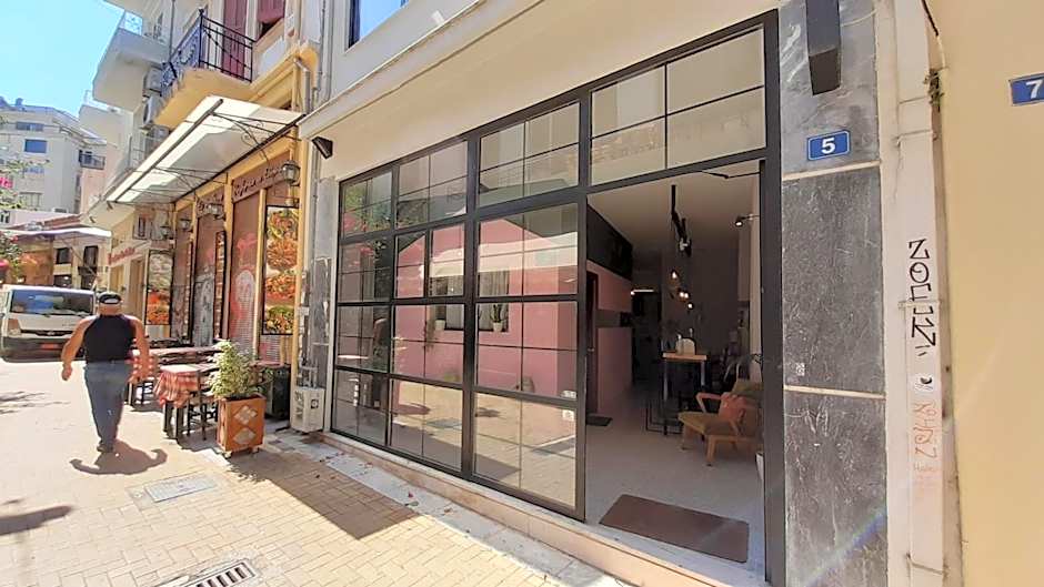 Live in Athens, PSYRRI Central Apartments