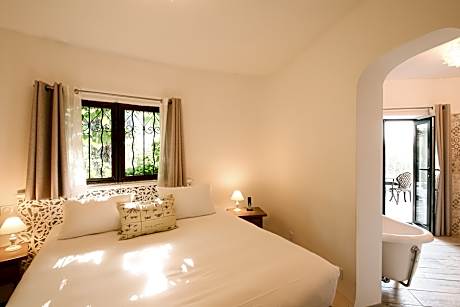 ROOM TERRACE JACUZZI