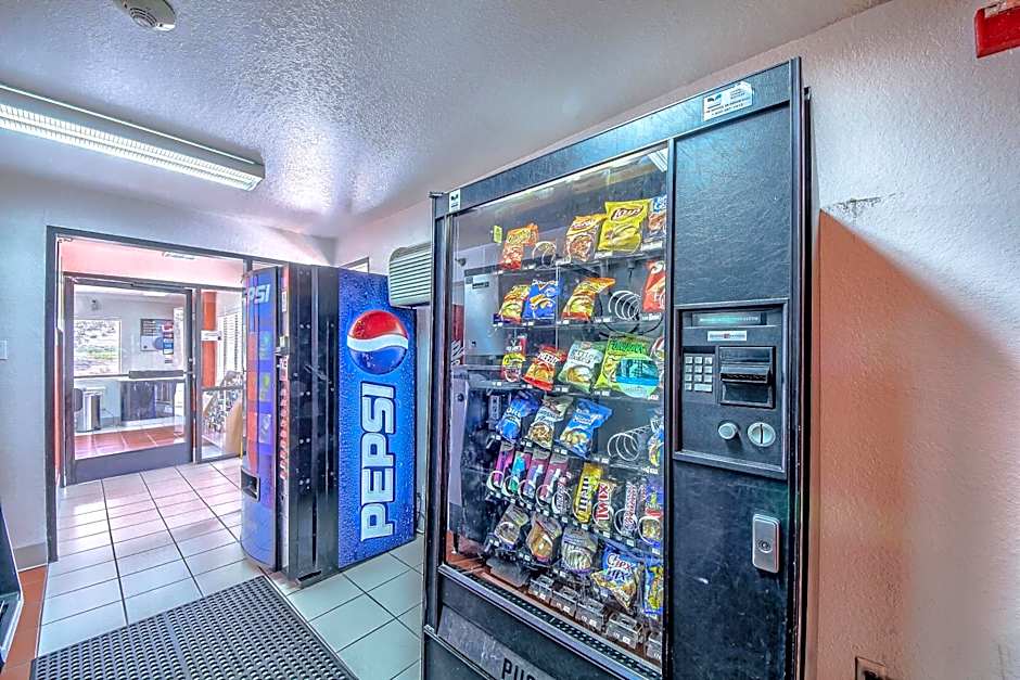 Motel 6 San Antonio, Tx Six Flags Fiesta TX - La Cantera Area