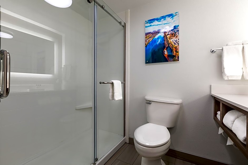 Wingate Augusta Washington Road by Wyndham - Newly Renovated