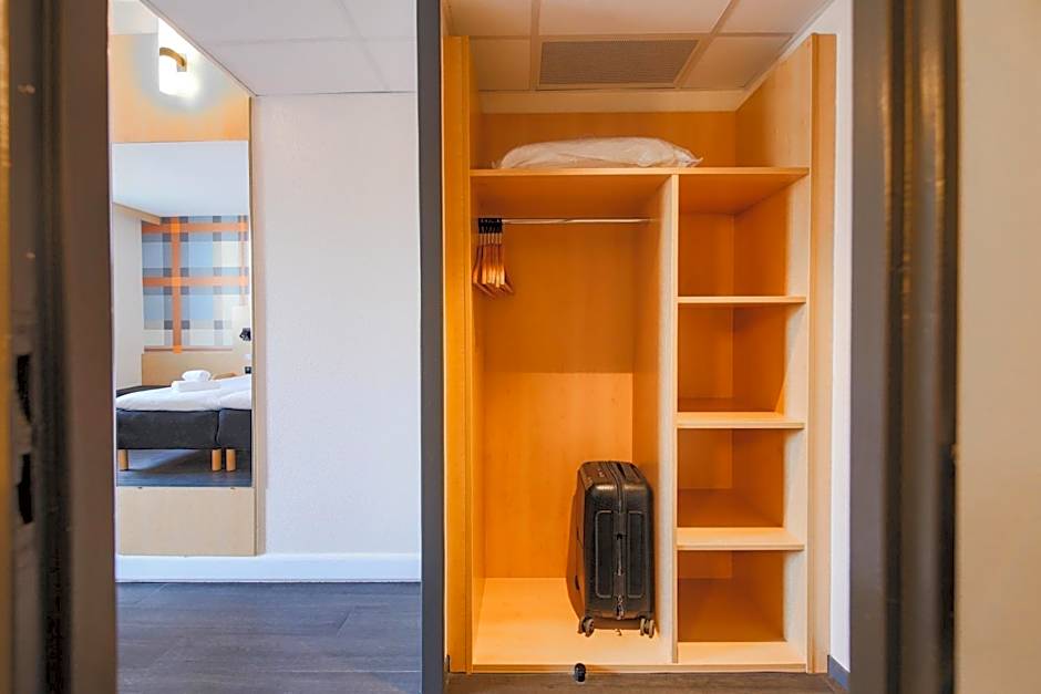 easyHotel Nice Palais des Congrès  Old Town