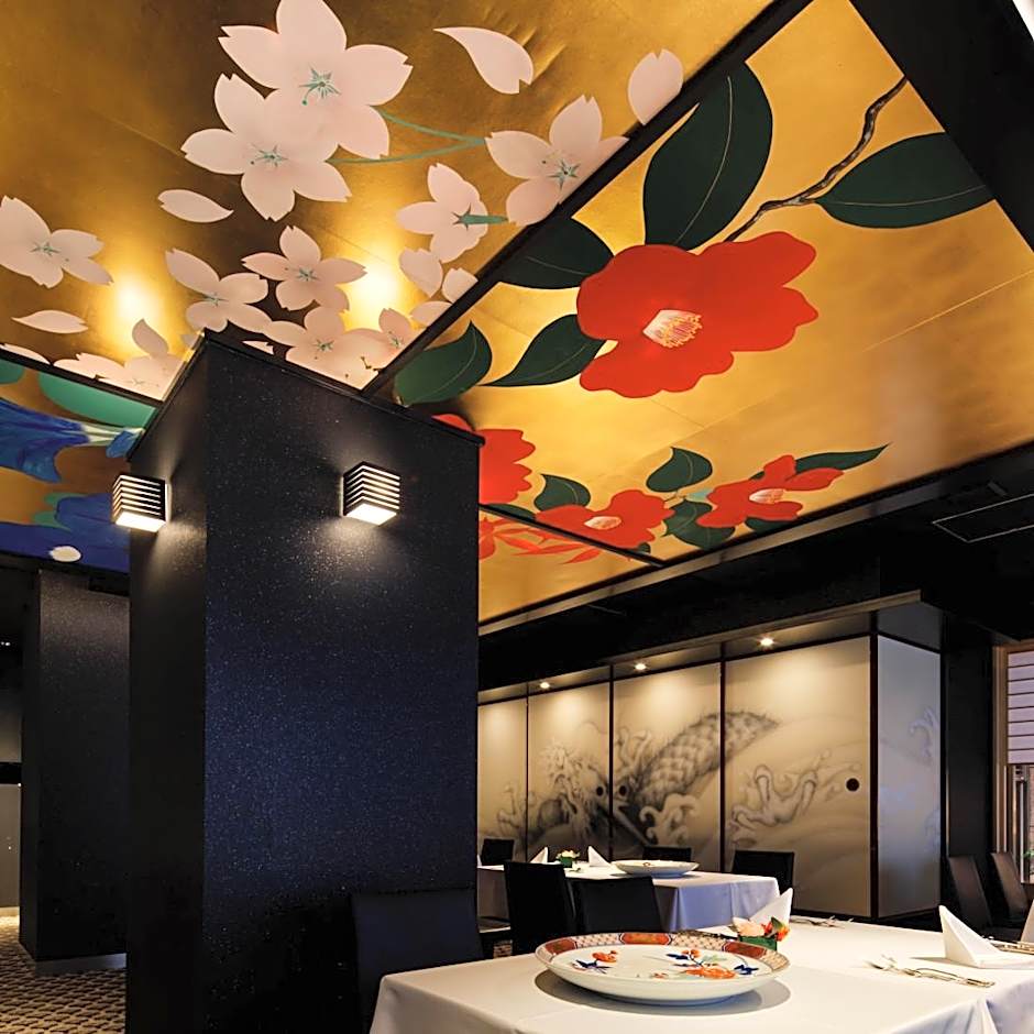 THE SCREEN - Boutique & Luxury Design Collection -