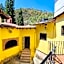 Residencia estilo Californiana Jardín de los Soles
