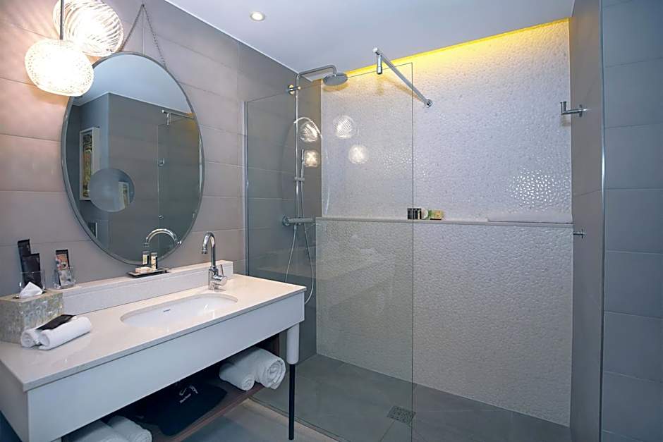 Renaissance by Marriott Aix-en-Provence Hotel