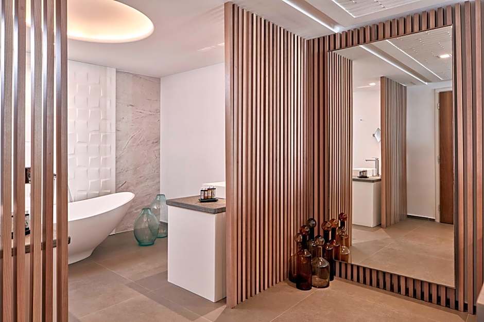 Myconian Korali Relais & Chateaux