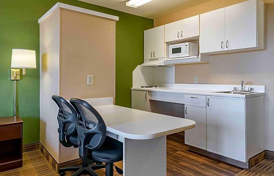 Extended Stay America Suites - Detroit - Ann Arbor - Briarwood Mall