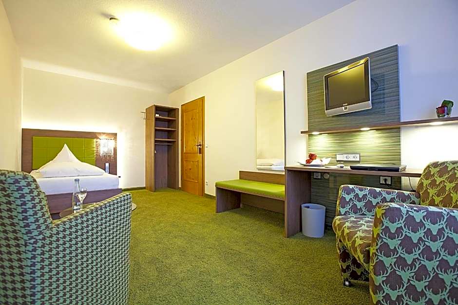 Photo 1 of 3 of Single Room