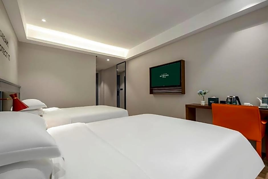 City Comfort Premier Hotel Qinzhou Lingshan Traditional Chinese Medicine Hospital Gymnasium