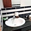 TWIN HOME Guesthouse