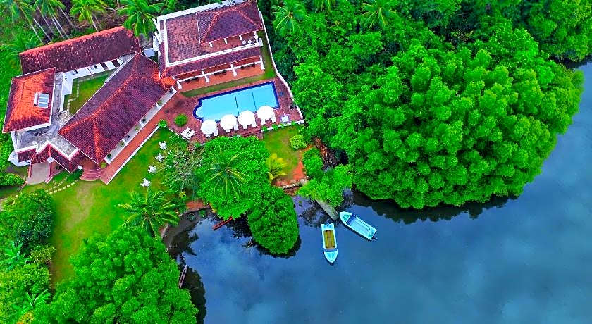 Waterside Bentota Hotel