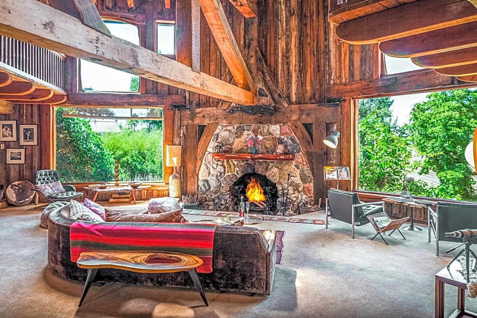 Inn Paradiso