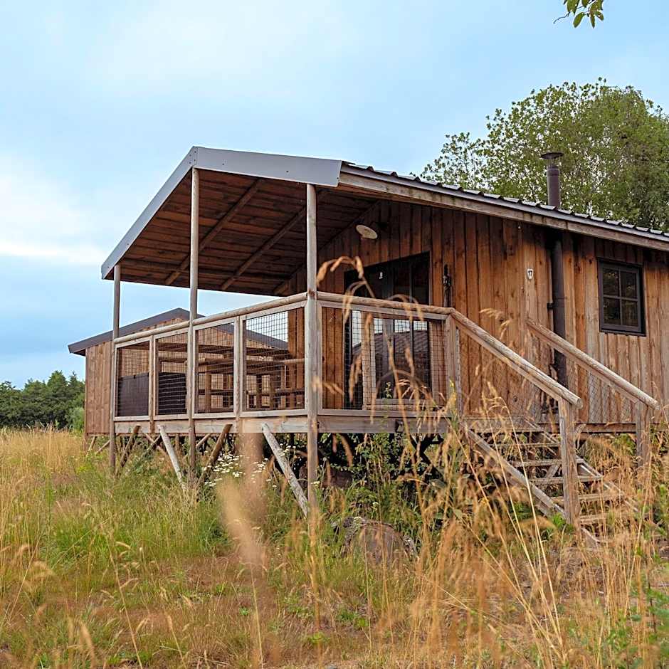 Ecau Lodge - Logement insolite à 30km de Pairi Daiza