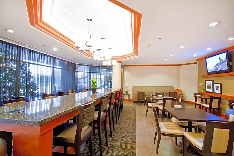 Hampton Inn - Vancouver Airport/Richmond