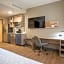 Candlewood Suites Guadalajara Galerias By IHG