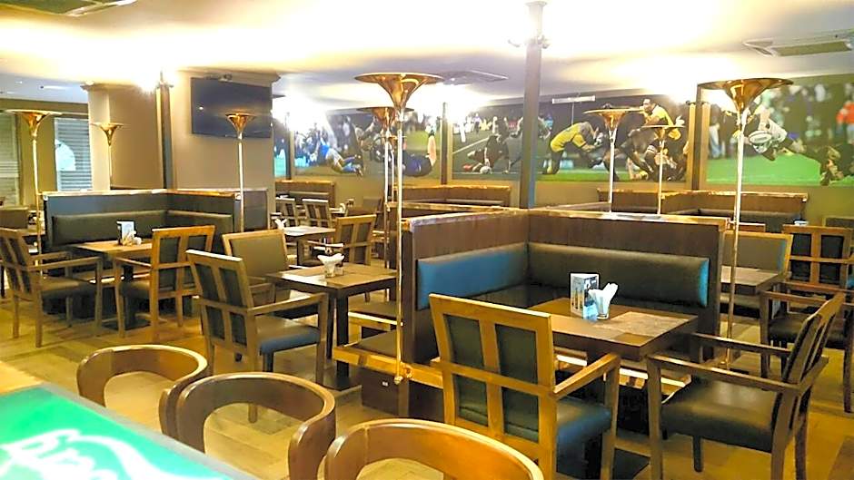 Kandy City Hotel by Earl's