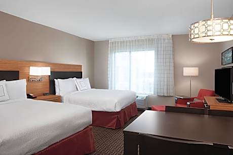 Queen Studio with Two Queen Beds and Sofa Bed