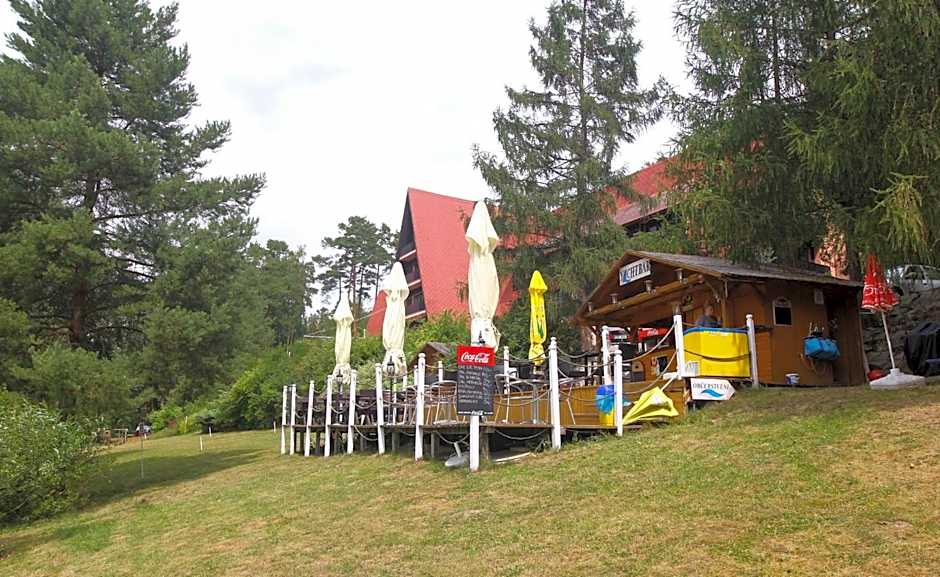 Hotel Laguna Slapy