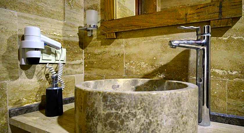 Goreme Cave Lodge