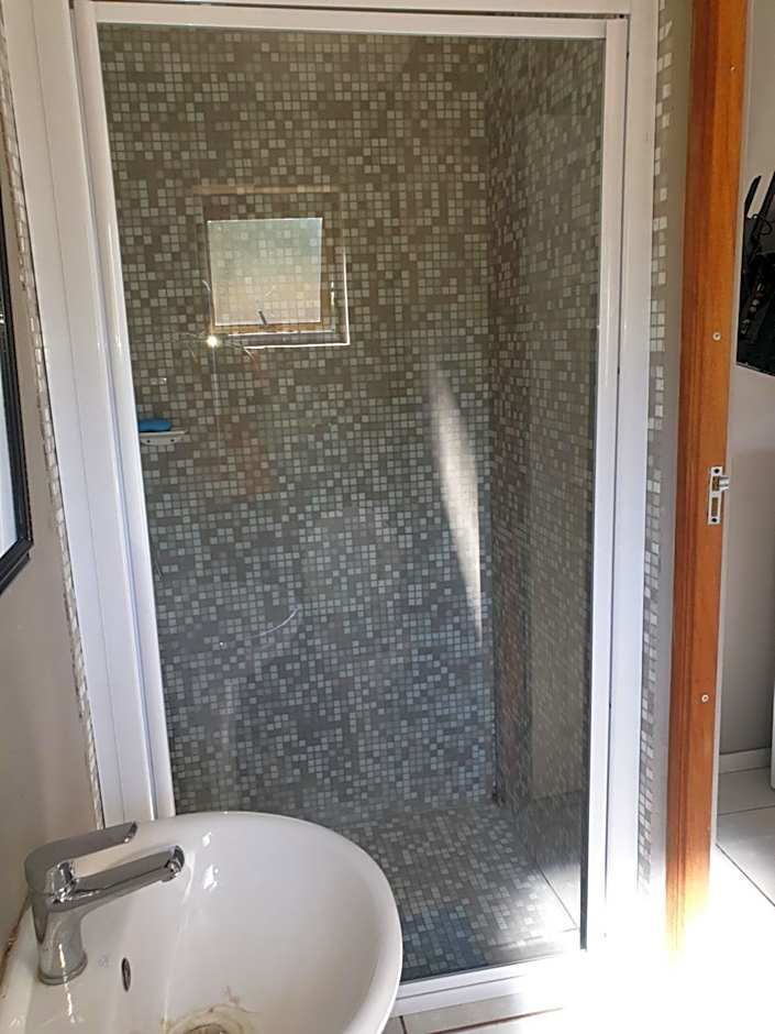 Platinum Guest lodge Germiston