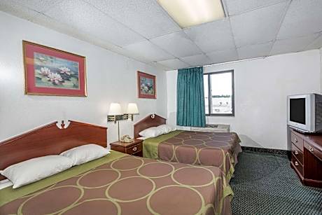 2 Queen Beds Non-Smoking