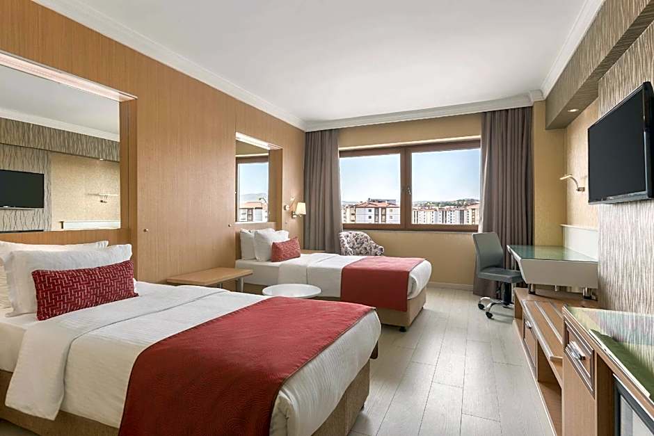 Ramada Usak