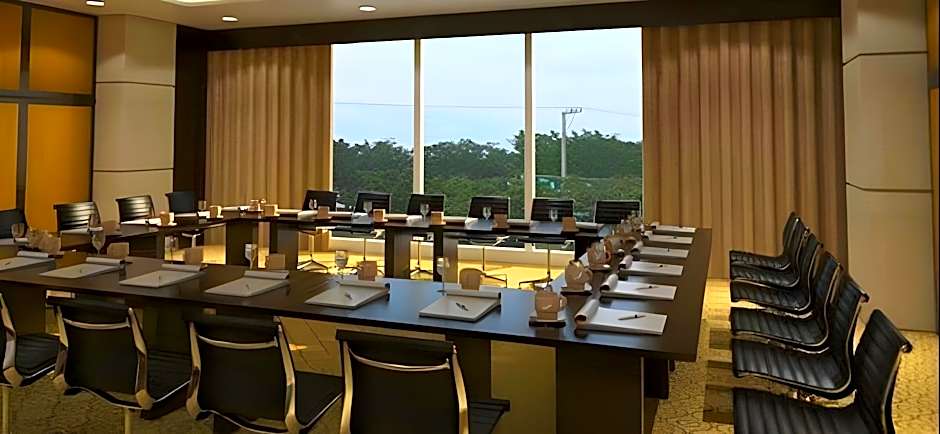 Limketkai Luxe Hotel