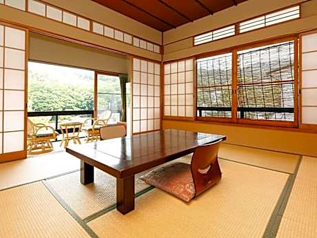 Japanese Style Room A with Shared Bathroom - Smoking