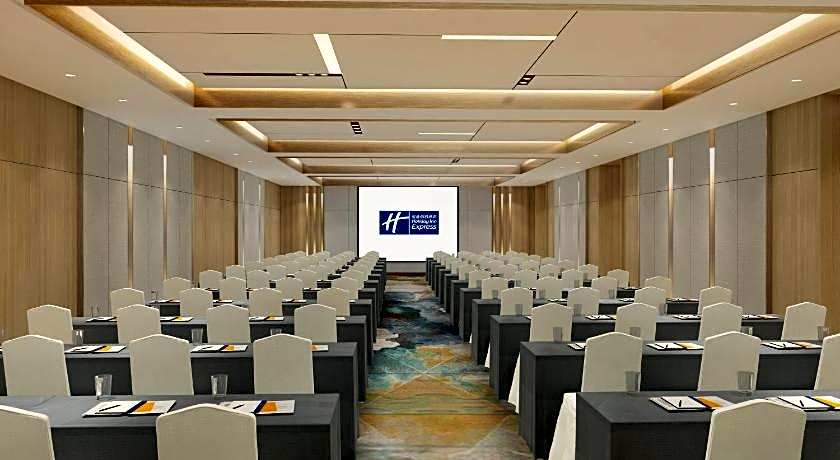 Holiday Inn Express Emei Qiliping By IHG