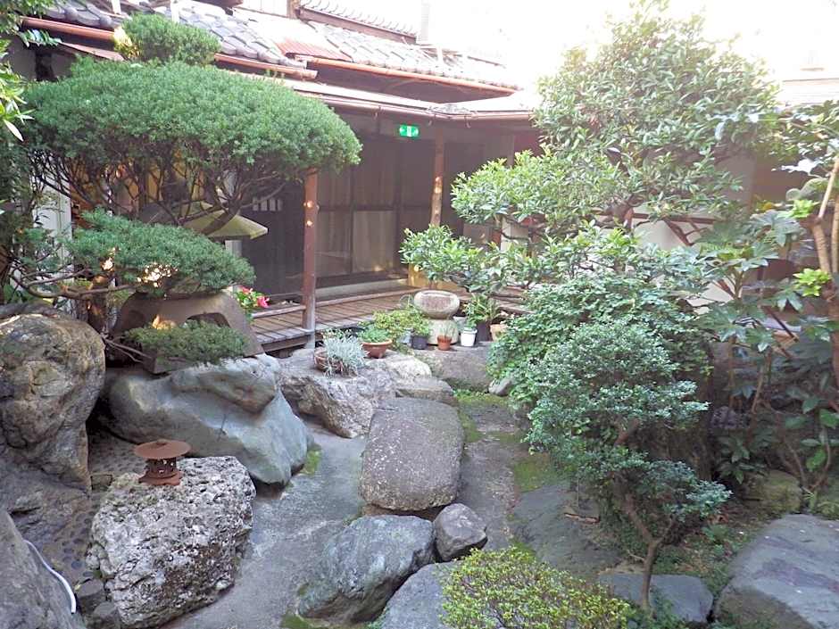 Uokagi Ryokan