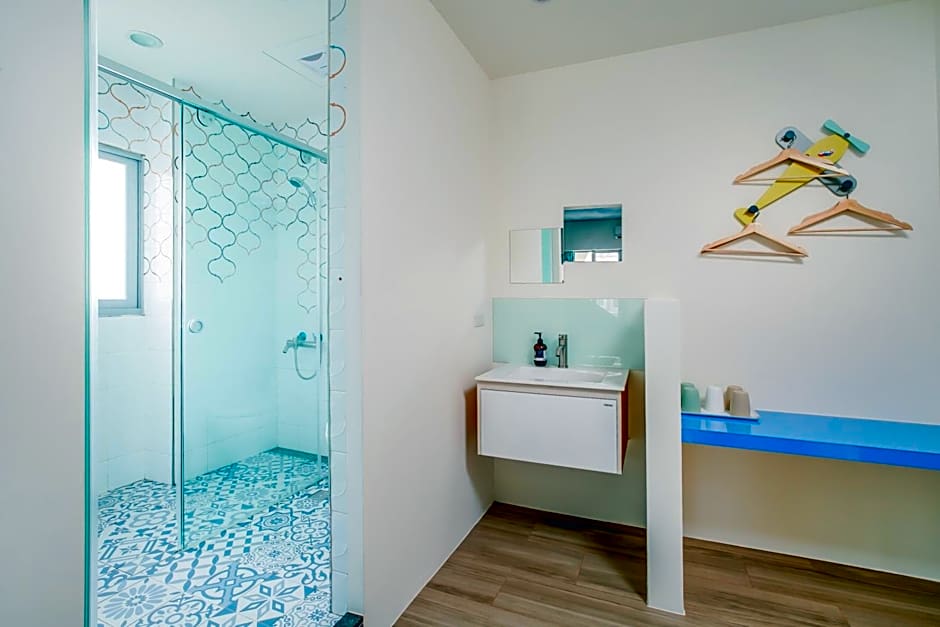 Party of the Ocean B&B