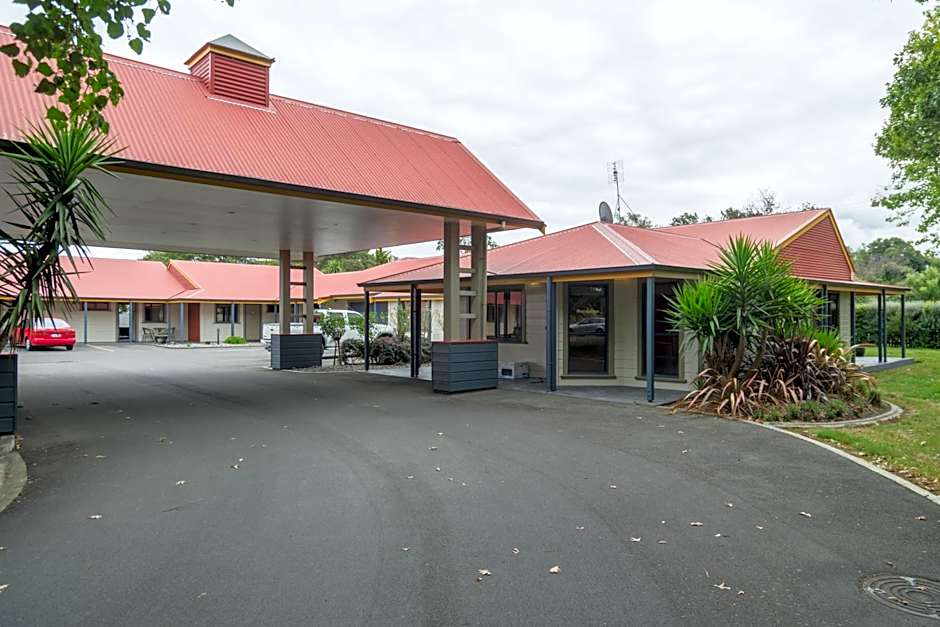 Oak Estate Motor Lodge