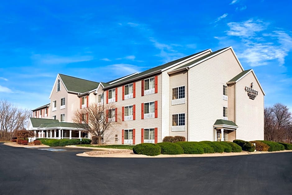 Country Inn & Suites by Radisson, Clinton, IA