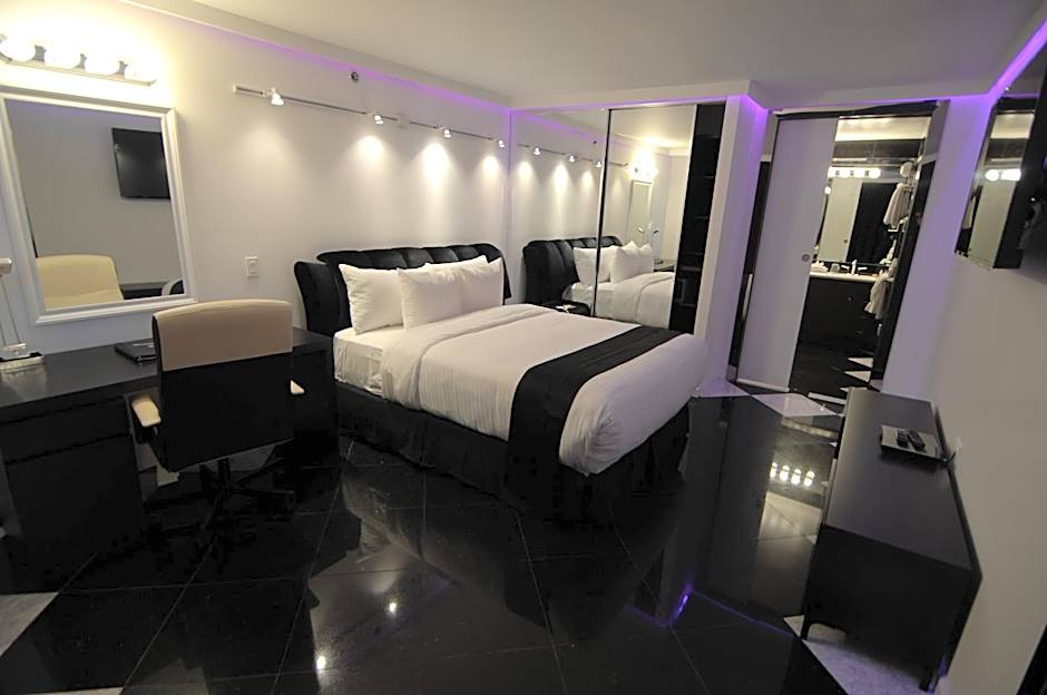Ramada by Wyndham North Bergen